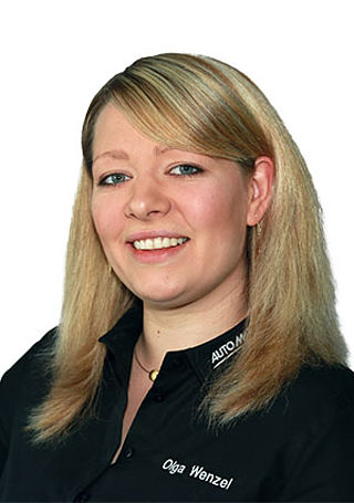Olga Wenzel / Abteilung Service